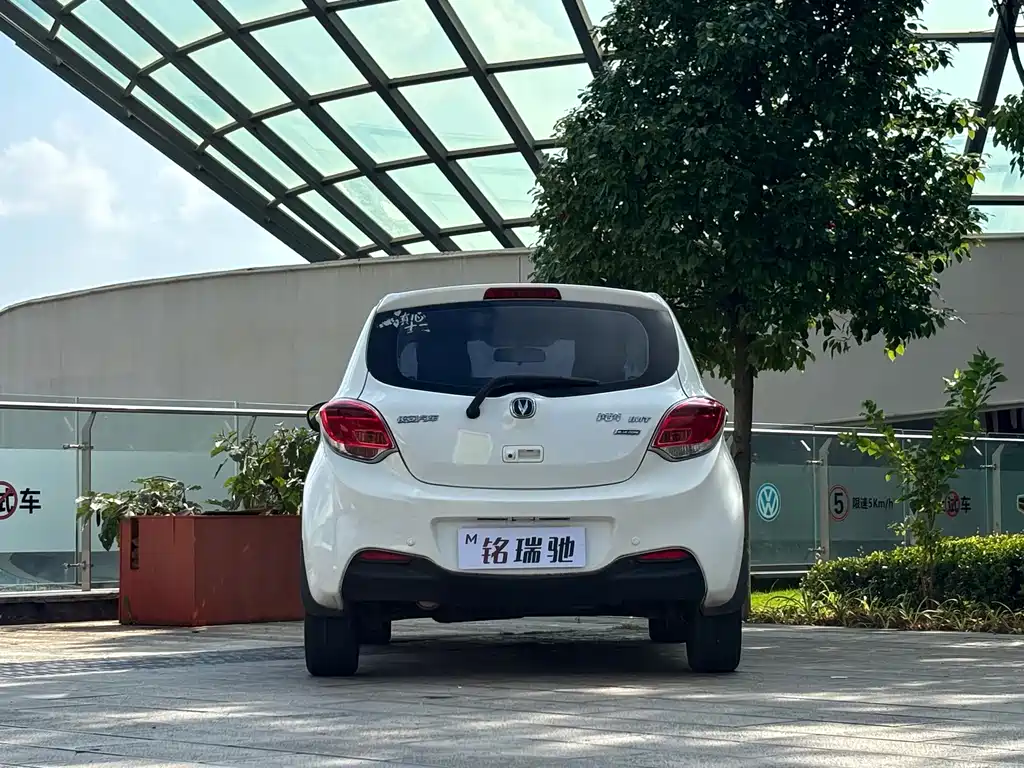Changan BenBen — миниатюра 8