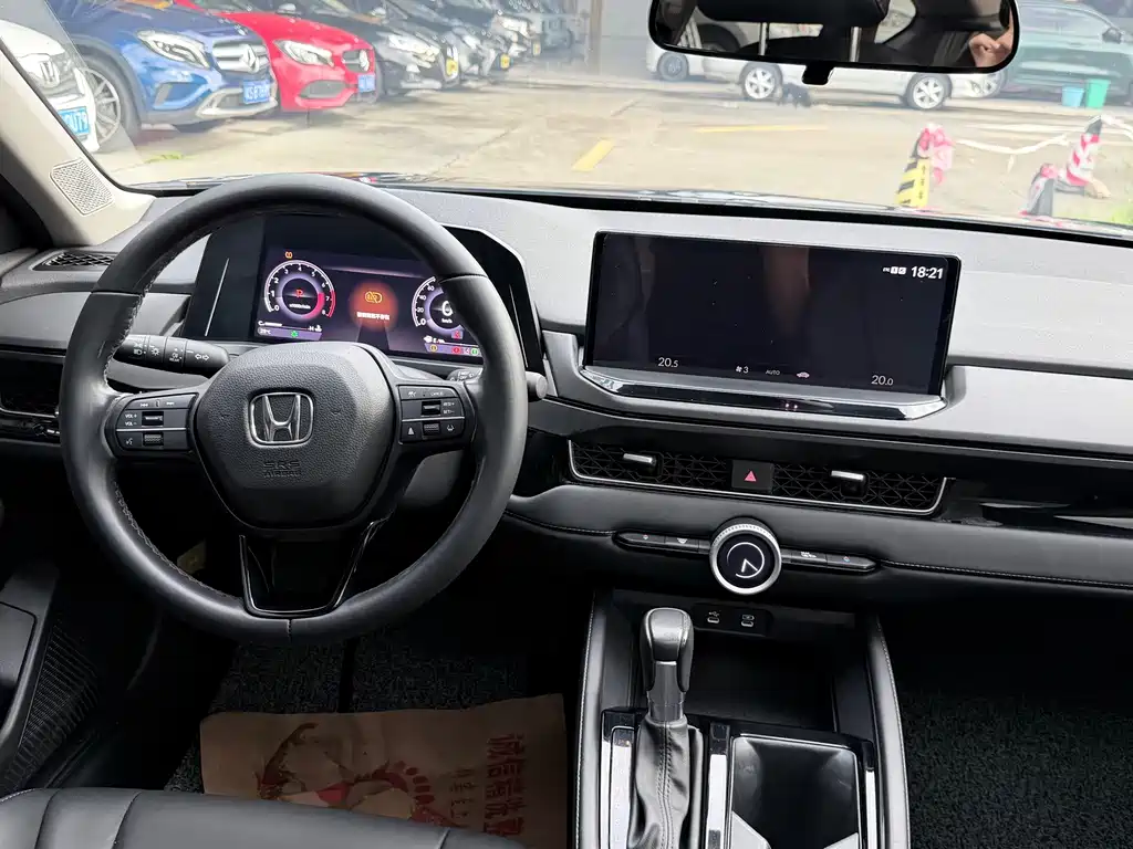 Honda Inspire — миниатюра 6