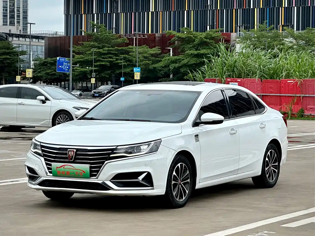 Roewe i6 New Energy 2019