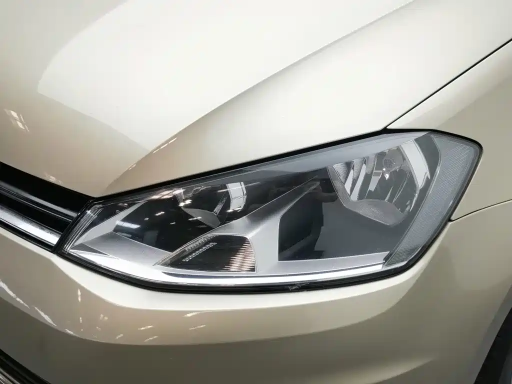 Volkswagen Golf — миниатюра 7