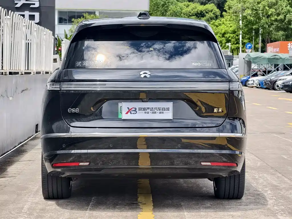 NIO ES8 — миниатюра 6