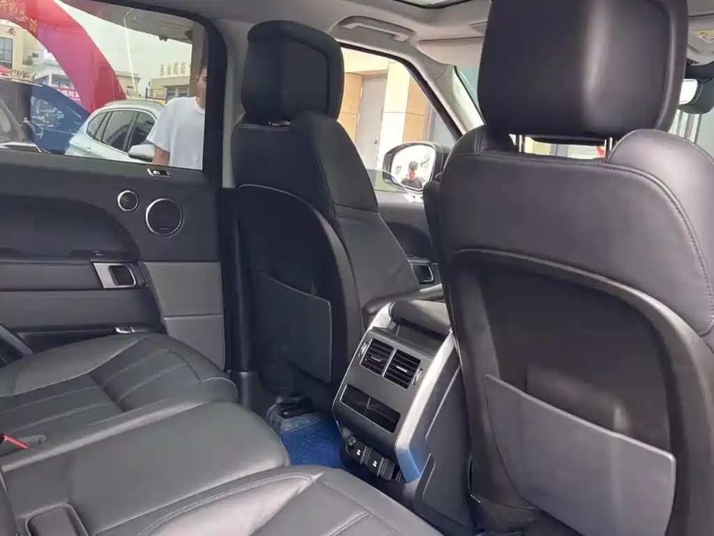Land Rover Range Rover Sport 2017 3.0 SC V6 SE