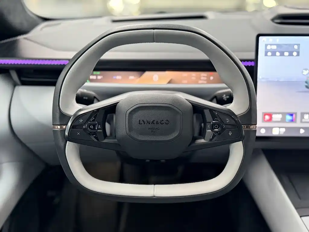 Lynk & Co Z10 — миниатюра 12