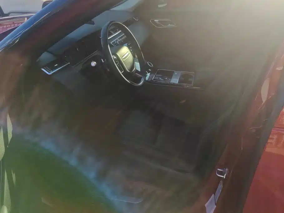 Land Rover Velar — миниатюра 9