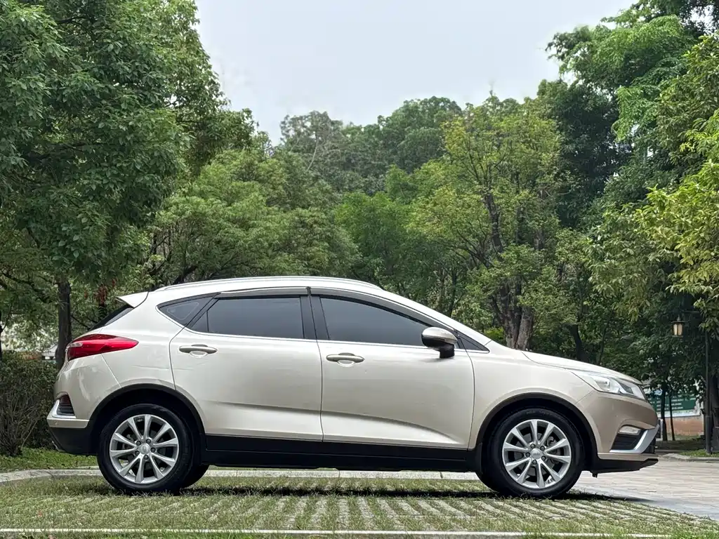 Geely Emgrand GS — миниатюра 4