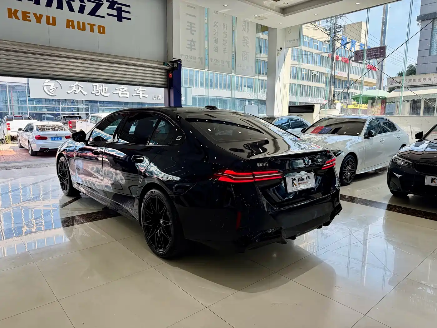 BMW 5 series id 4599533 из Китая 9