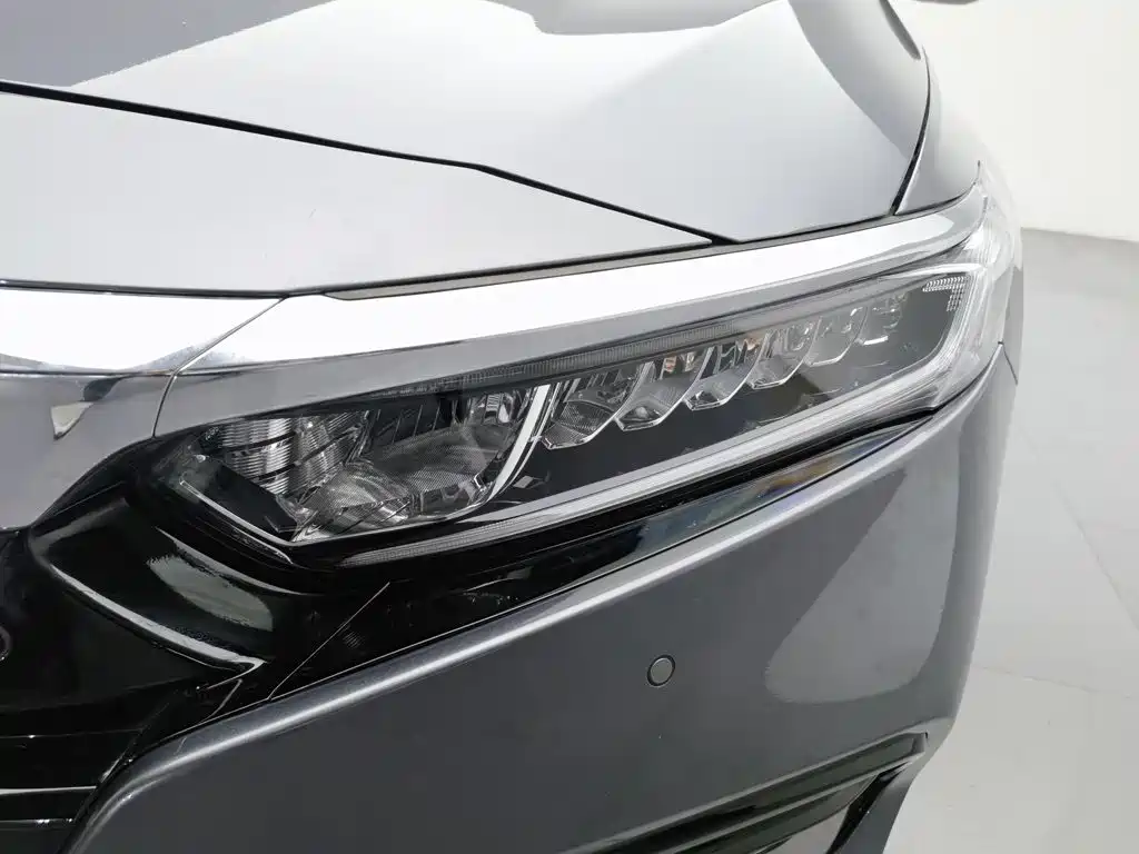 Honda Accord — миниатюра 7
