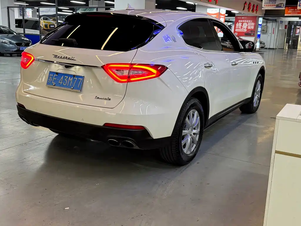 Maserati Levante — миниатюра 6