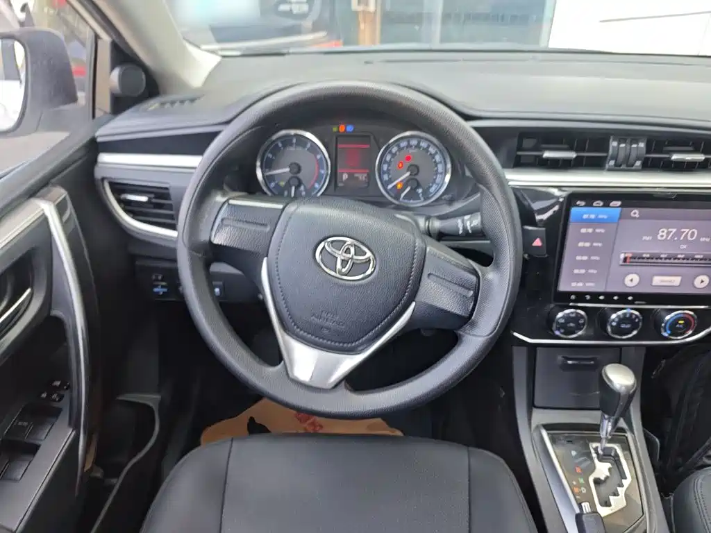 Toyota Corolla — миниатюра 11