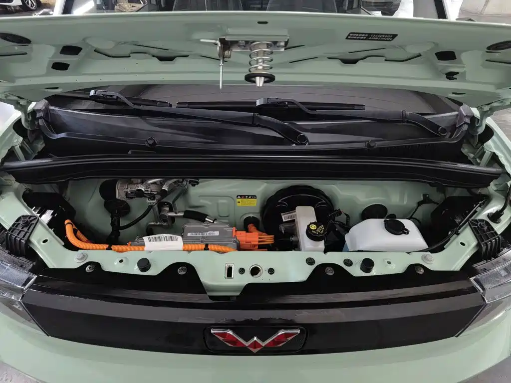 Wuling MINIEV — миниатюра 6