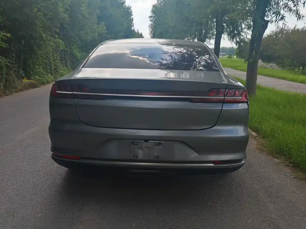 BYD Han — миниатюра 8