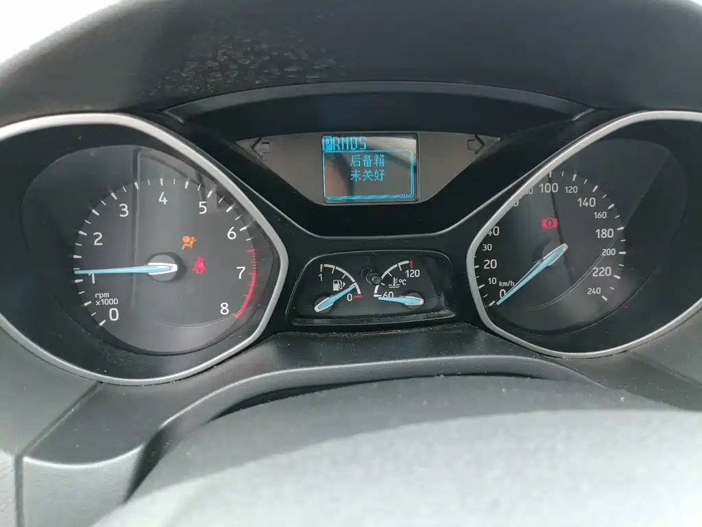 Ford Focus — миниатюра 12