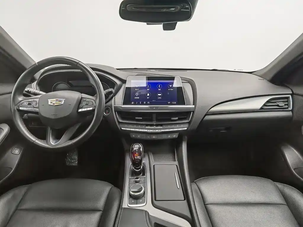 Cadillac CT5 — миниатюра 5