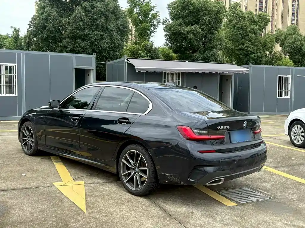 BMW 3 Series — миниатюра 5