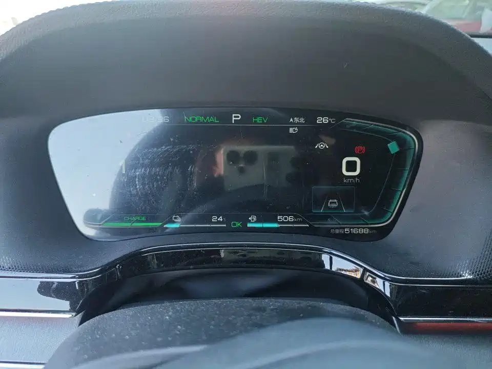 BYD Tang New Energy — миниатюра 4