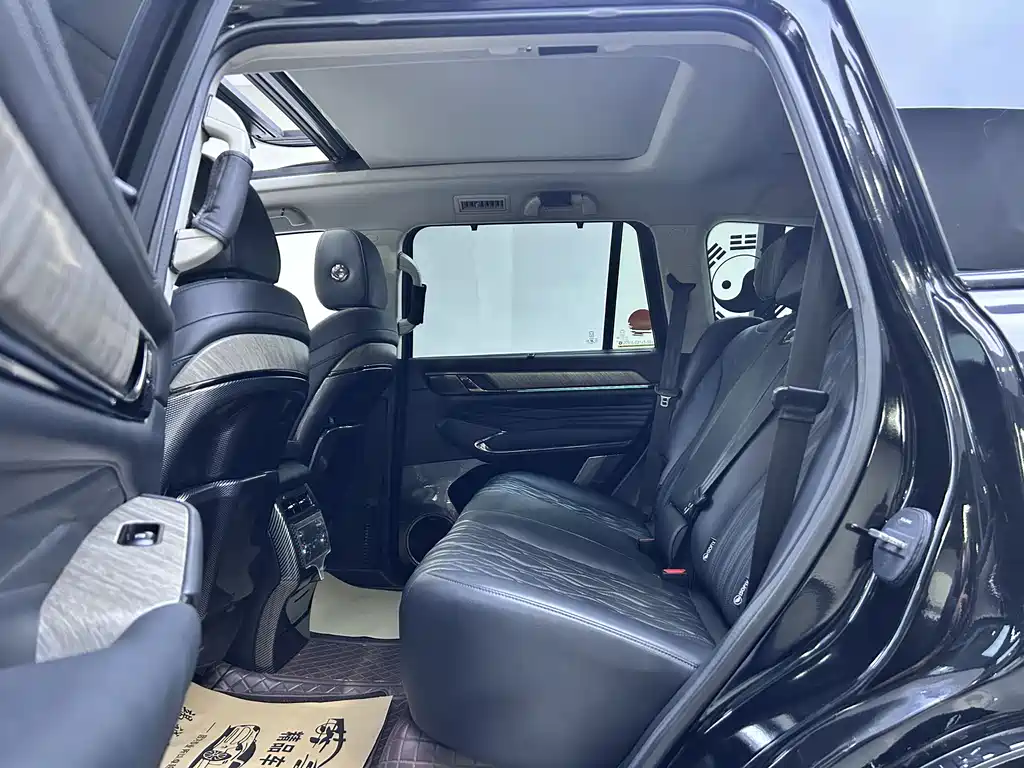 Tank 500 2022 3.0T Sport 5 мест