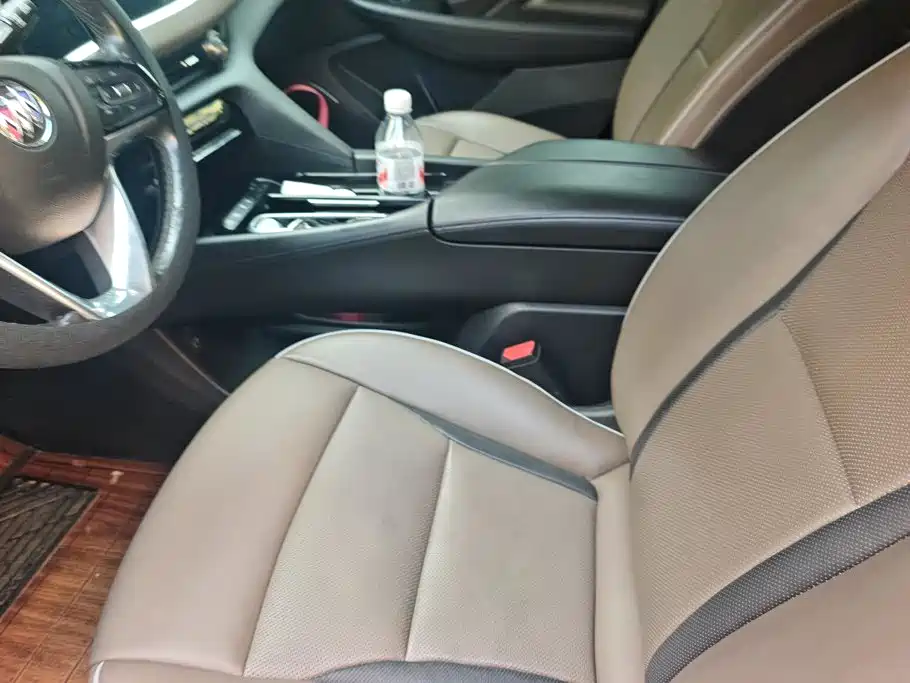 Buick Enclave — миниатюра 9