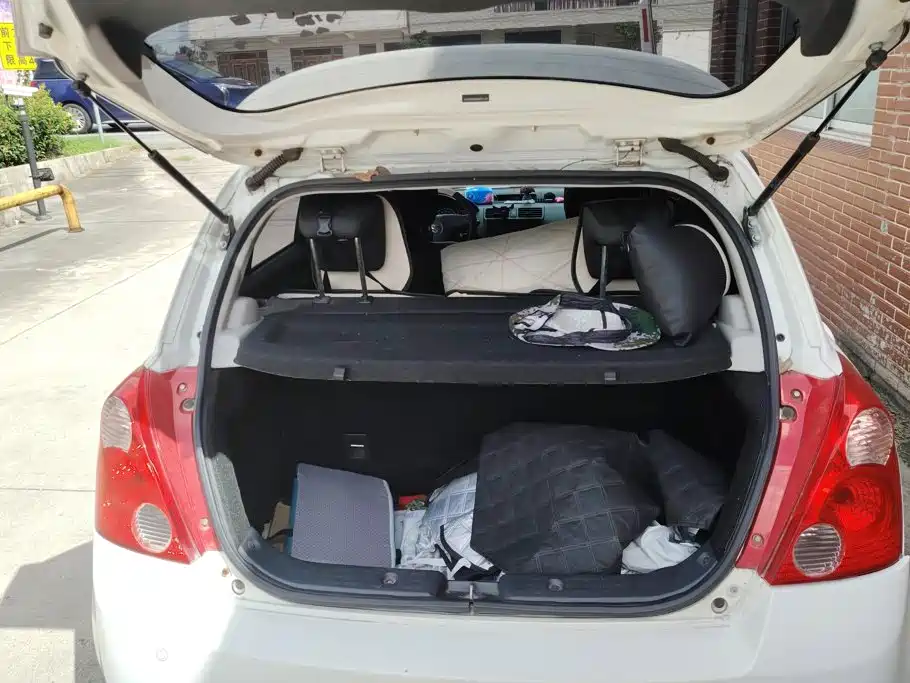 Suzuki Swift — миниатюра 4