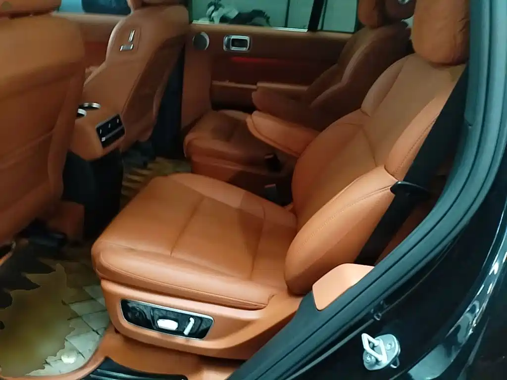 Li Auto Li L8 — миниатюра 17
