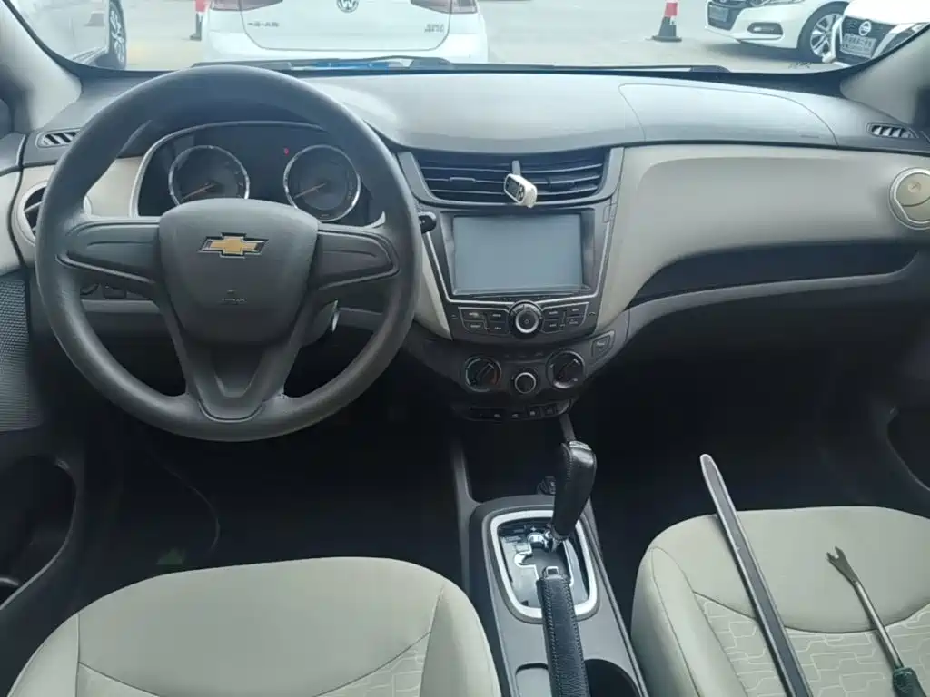 Chevrolet Sail — миниатюра 10