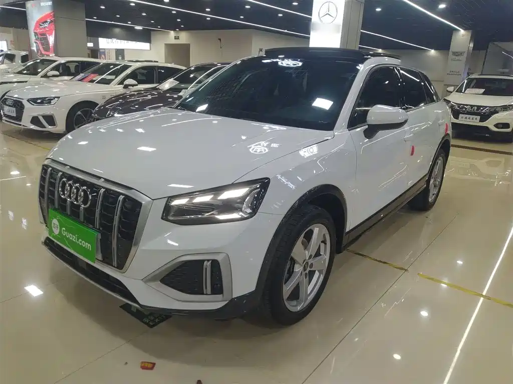 Audi Q2L 2021