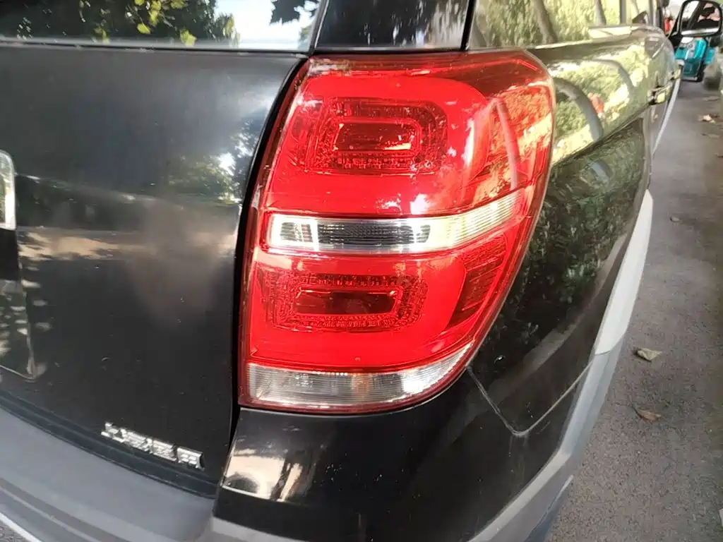 Chevrolet Captiva — миниатюра 8