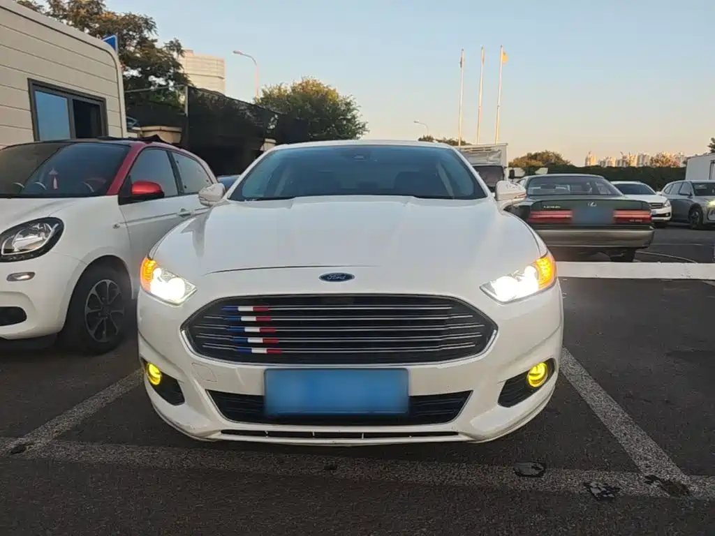 Ford Mondeo — миниатюра 3