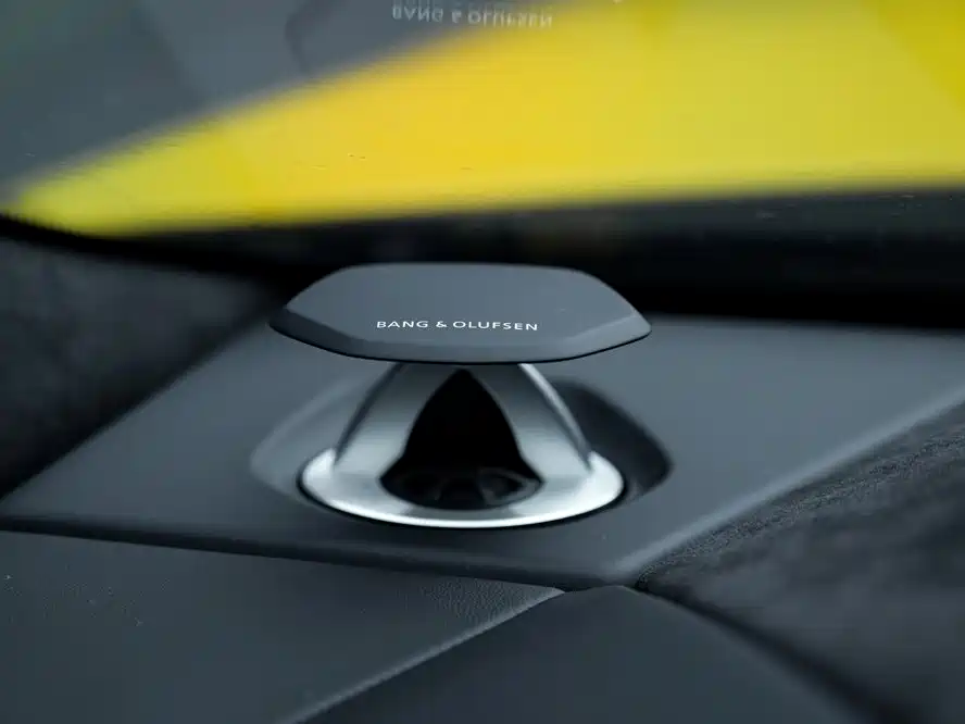 Lamborghini Urus — миниатюра 25