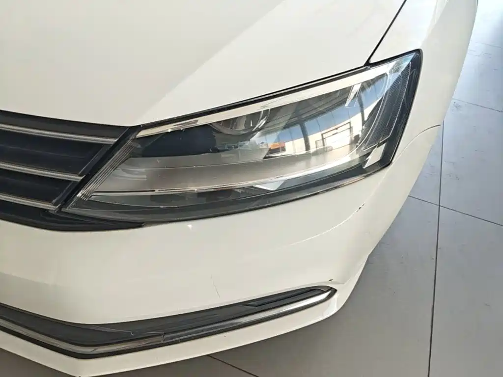 Volkswagen Sagitar — миниатюра 24