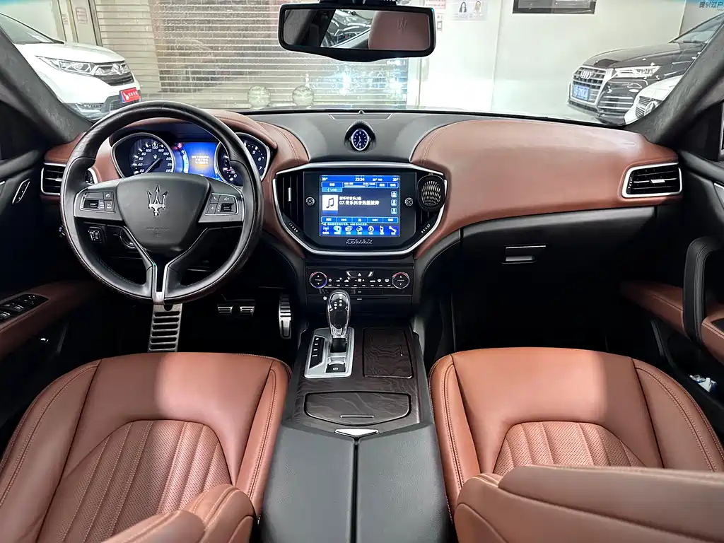 Maserati Ghibli — миниатюра 18
