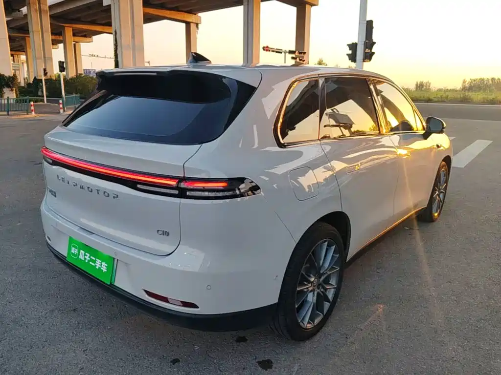 Leapmotor Leapmotor C10 — миниатюра 7