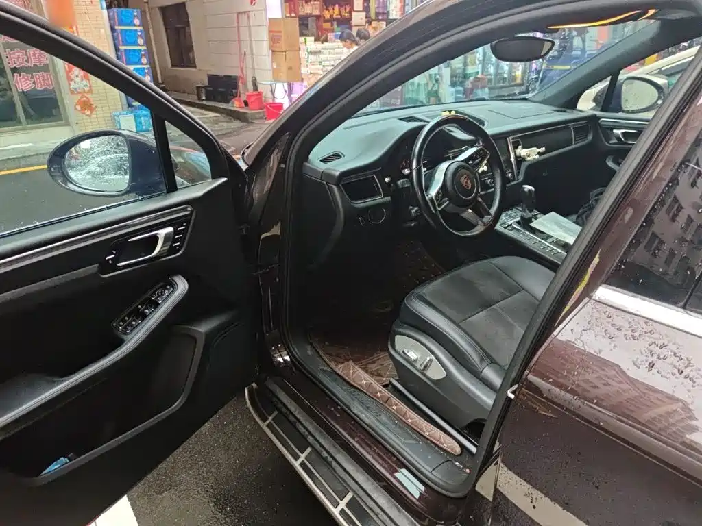 Porsche Macan — миниатюра 17