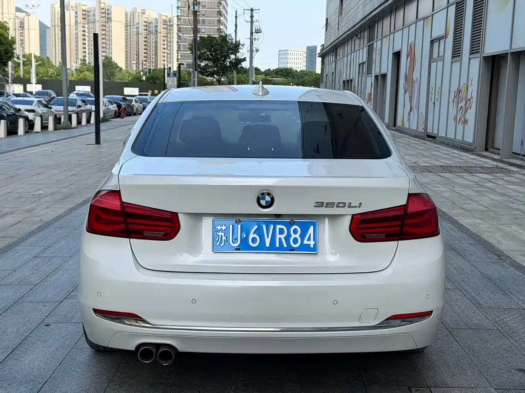 BMW 3 Series — миниатюра 14