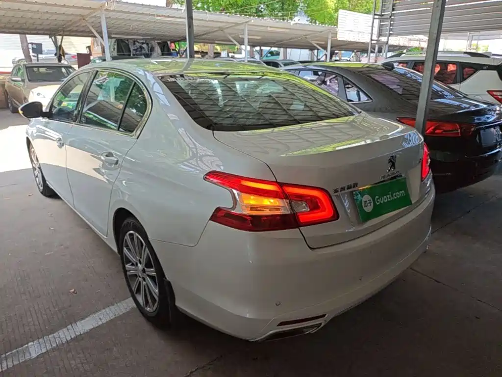 Peugeot 408 — миниатюра 5