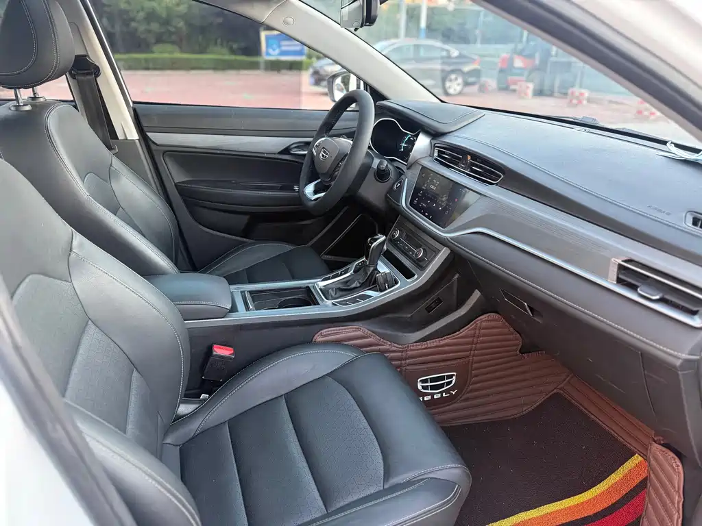 Geely Emgrand — миниатюра 8