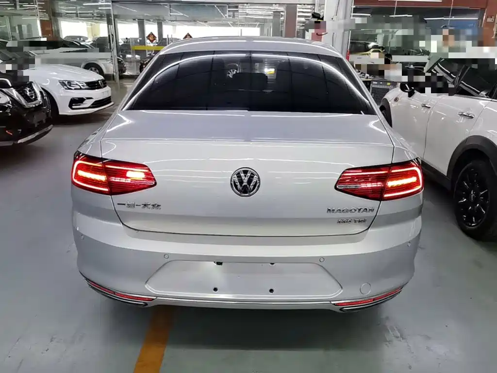 Volkswagen Magotan — миниатюра 6