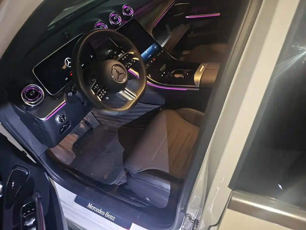 Mercedes-Benz C-Class — миниатюра 8