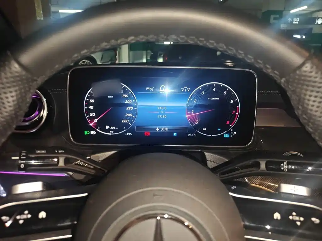 Mercedes-Benz C-Class — миниатюра 4