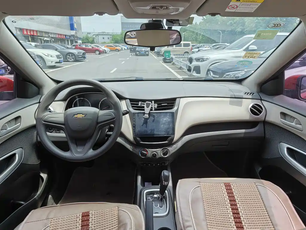 Chevrolet Sail 2015 3 1.3L AMT