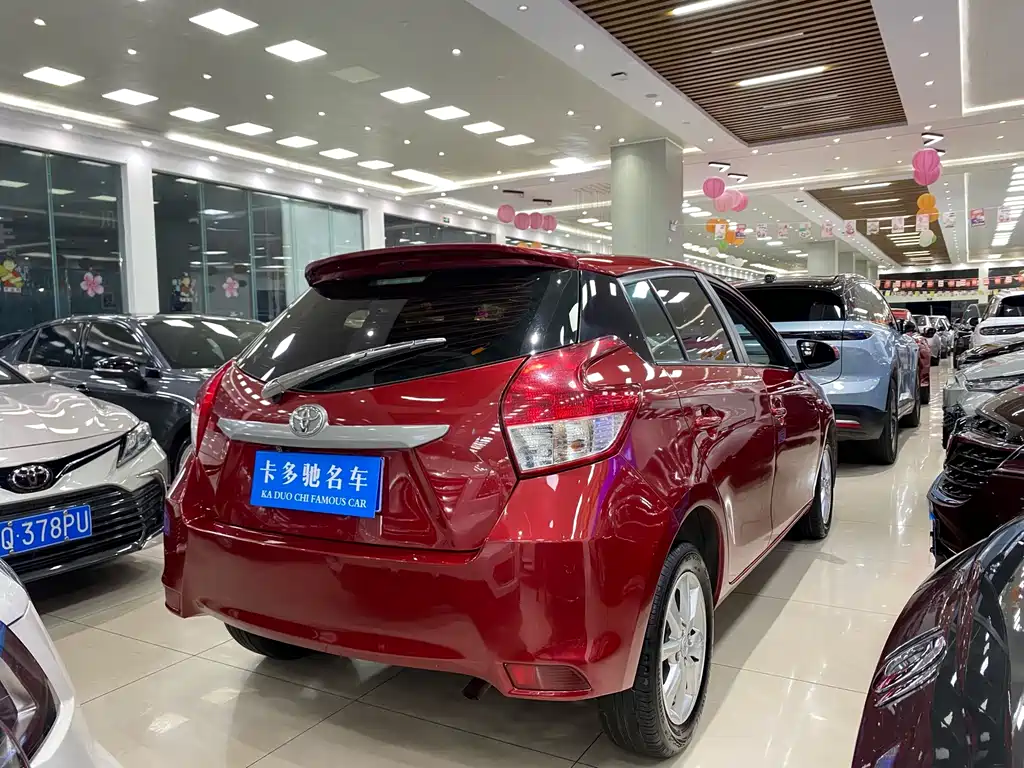 Toyota Yaris L — миниатюра 9
