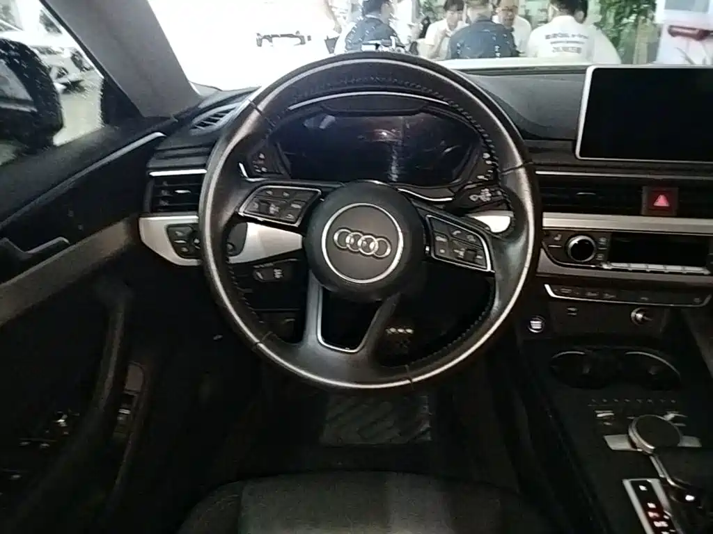 Audi A5 (Import) — миниатюра 17