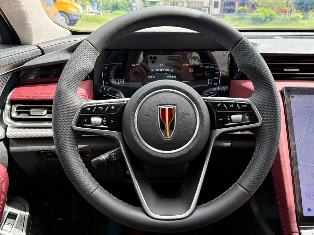 Hongqi Hongqi H5 — миниатюра 14