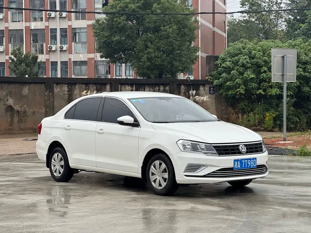 Volkswagen Jetta — миниатюра 3
