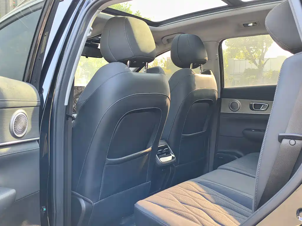 Chery Tiggo 8 PLUS — миниатюра 10