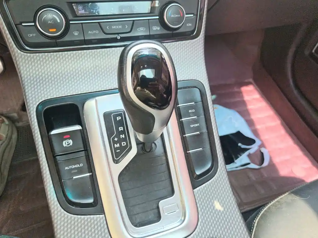 Geely Emgrand GS — миниатюра 15