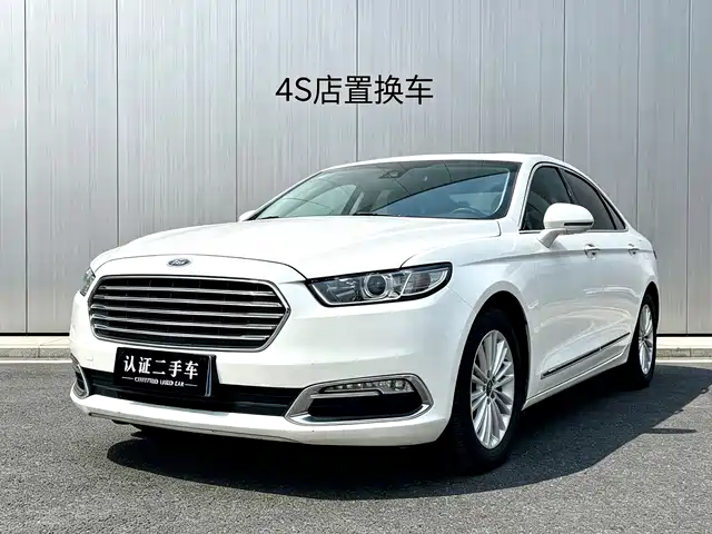 2016 Ford Taurus