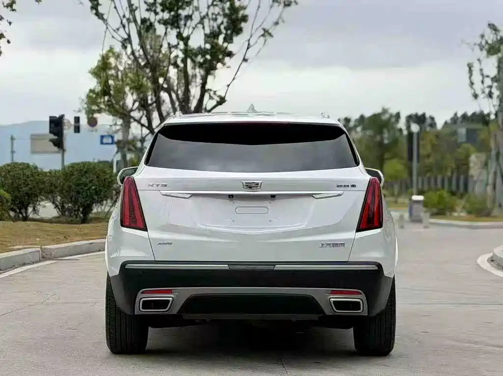 Cadillac XT5 — миниатюра 7