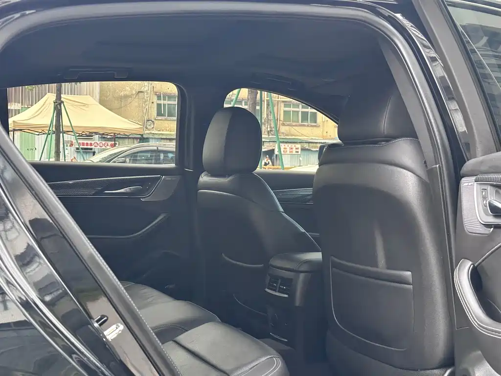 Cadillac CT5 — миниатюра 12
