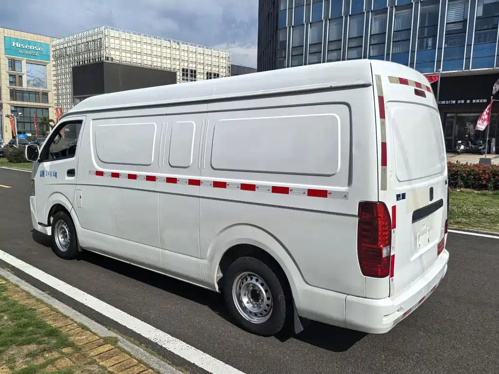Yuan Cheng Yuan Cheng Xingxiang E6 — миниатюра 6