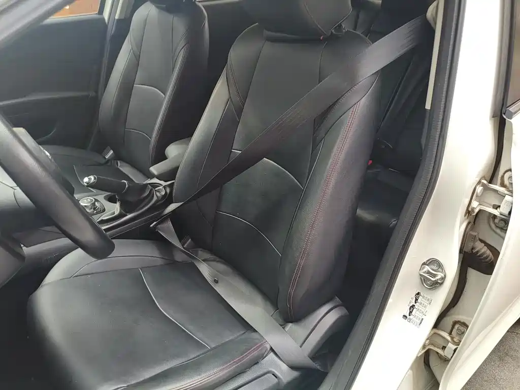 Mazda 3 Axela — миниатюра 12